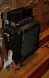Ampeg B 15 and G&L Guitfiddle